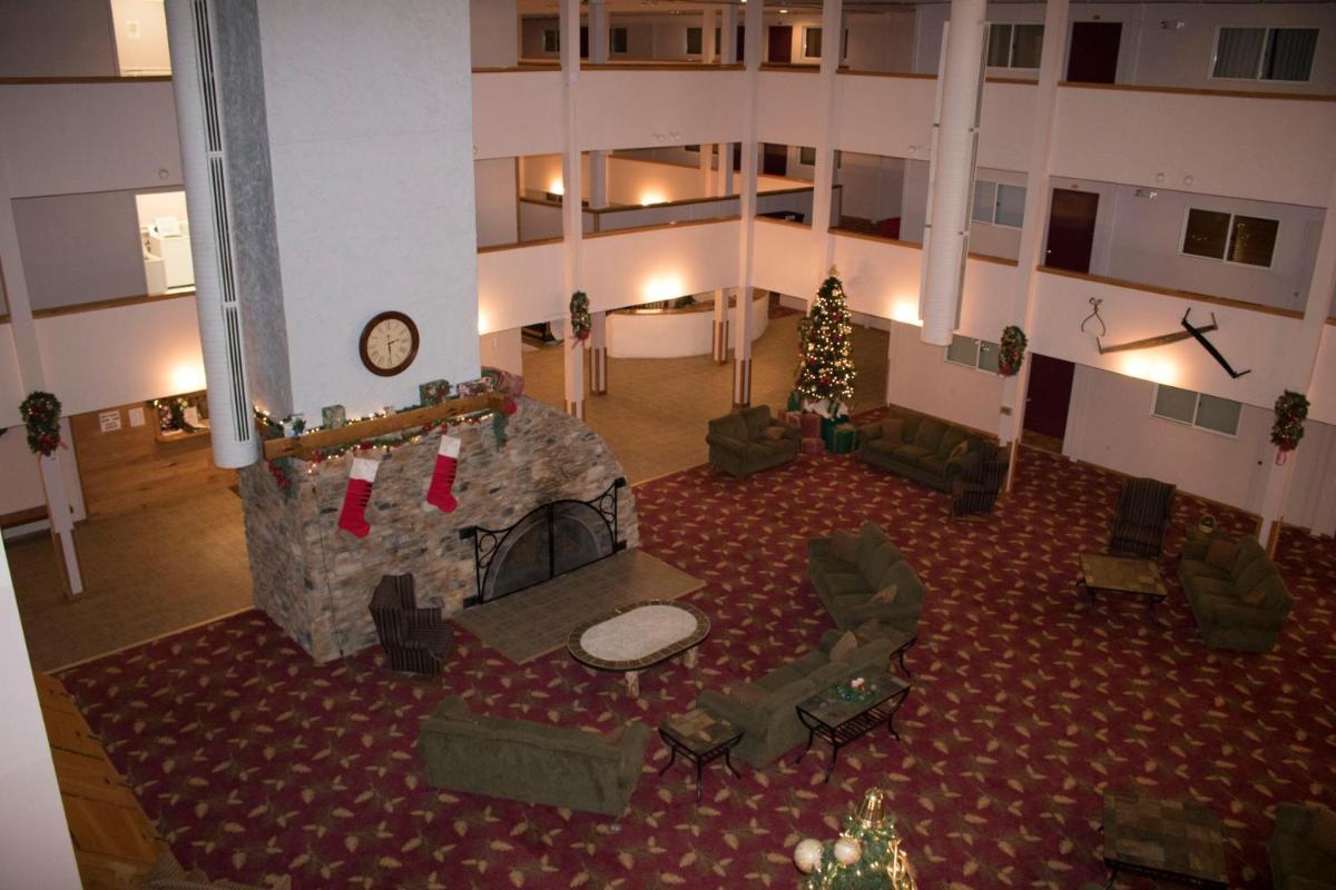 Popular attractions Area Nearby Property